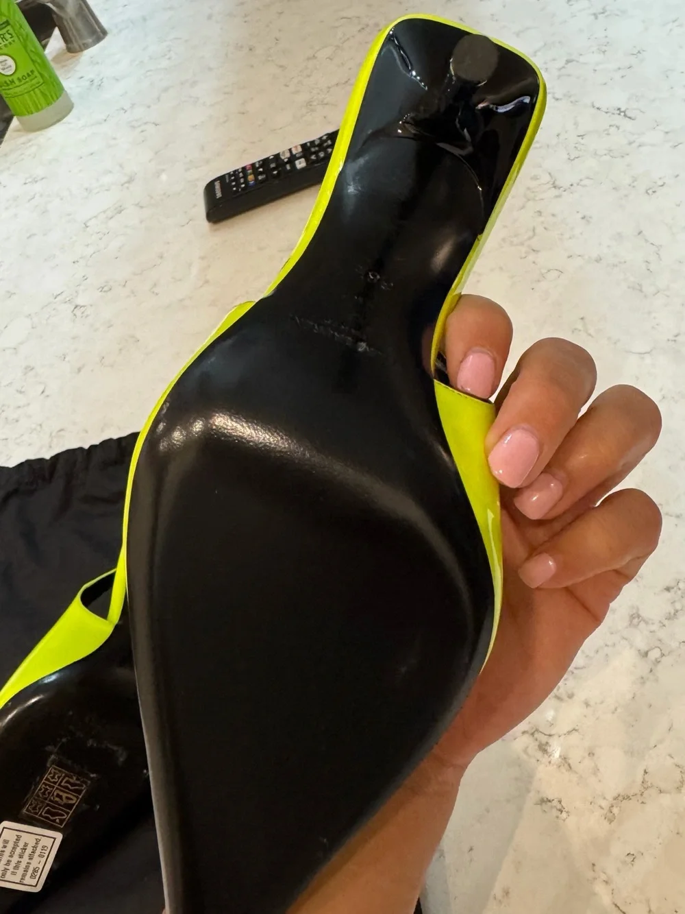 Saint Laurent Neon Lime Patent Slingback Pumps - Picture 2 of 7